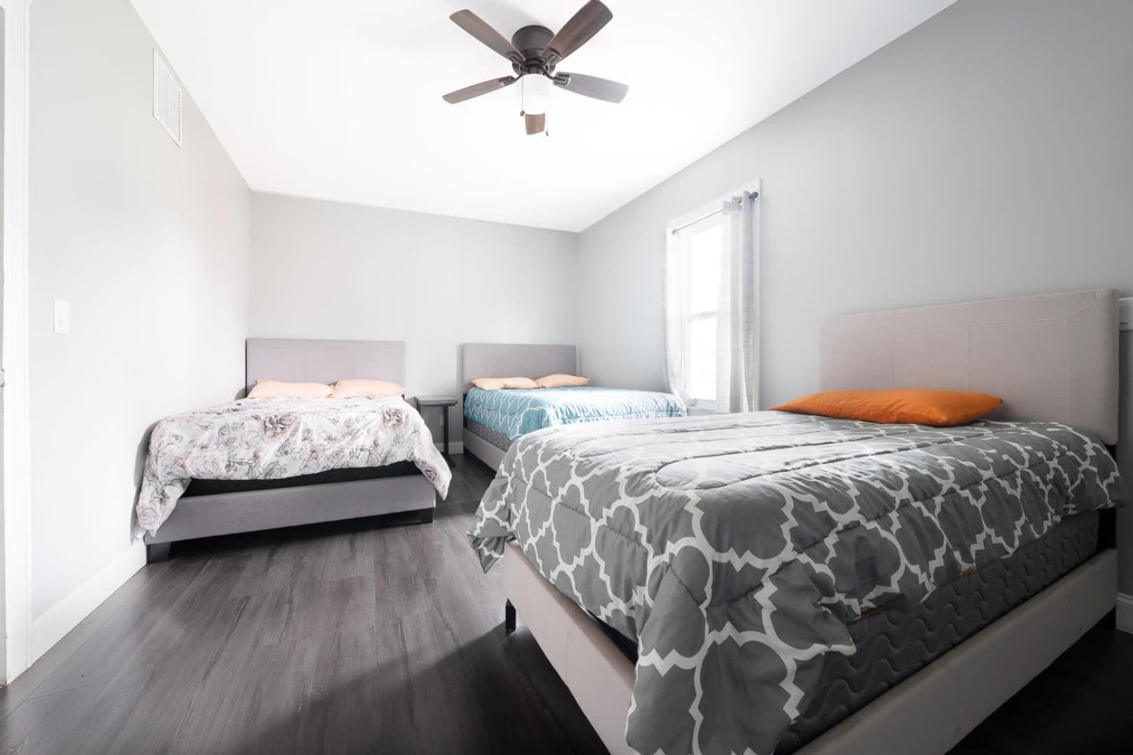 Comfy 4Br, 1 Bath Near The Falls & Casino نياغارا فالس، نيويورك المظهر الخارجي الصورة