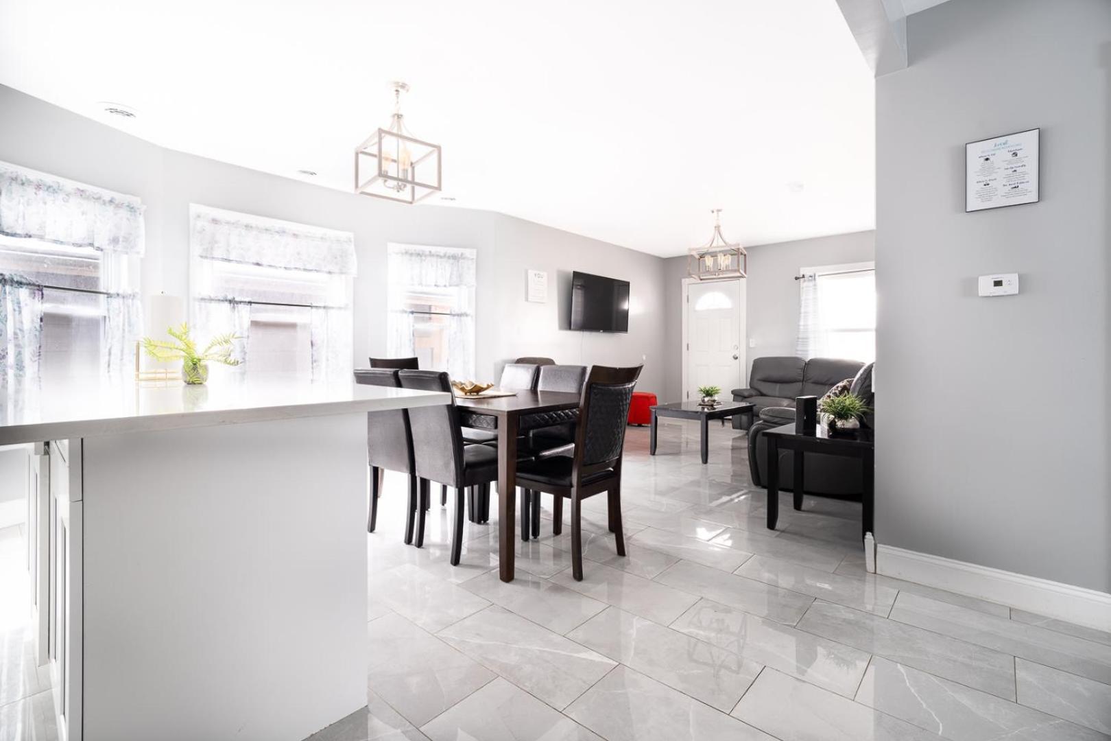 Comfy 4Br, 1 Bath Near The Falls & Casino نياغارا فالس، نيويورك المظهر الخارجي الصورة